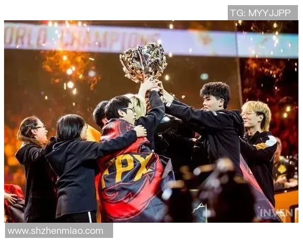 深入探讨FPX战队在比赛中的数据分析与经验表现总结实时数据 深入探讨FPX战队在比赛中的数据分析与经验表现总结实时数据